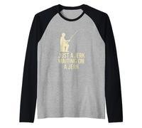 Just a Jerk Waiting for a Jerk Angler Design Camiseta Manga Raglan