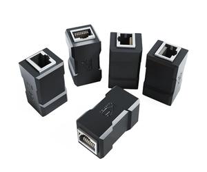 KabelDirekt - 5× Acoplamiento LAN - Conector de Red y acoplador Ethernet (Dos enchufes RJ45, Conecta y extiende Cables de conexión fácilmente, Cat 7 hasta 10 Gbit/s, Negro)