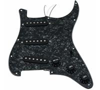 KAISH Loaded Strat SSS Golpeador precableado ST Strat Golpeador con pastillas de cerámica para guardabarros negro perla con cubiertas y pomos
