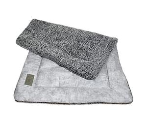 KaraLuna Alfombrilla para Perros de 80 x 55 cm para casa y de Viaje, Lavable, 3 tamaños Disponibles, Manta Acolchada para Perros, mullida (Gris)
