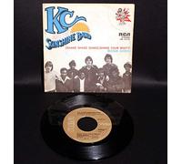 KC & The Sunshine Band - Shake Shake Shake Shake Your Booty / Boogie Shoes