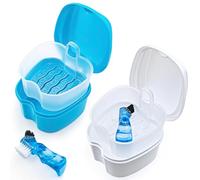 Keedolla Paquete de 2 tazas de dentadura lindas recipiente de baño para dentaduras postizas para remojar dientes postizos, contenedor de almacenamiento de dentadura postiza, funda de baño con 2 cepillos, azul y blanco