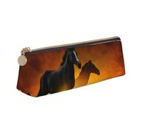 KemEng Caballos Negros Nubes Rojas Brillantes Impresas, Estuche para lápices con Forma de triángulo, Estuche portátil de Cuero con Cremallera, Estuche para cosméticos