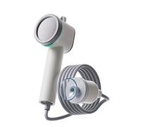 KESOTO Ducha Eléctrica Portátil con Cabezal Manual Bomba Sumergible Recargable con Toma desde Recipiente Base de Succión Estable Plástico Adecuada para Acampada Senderismo Lavado de Equipo