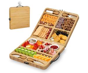 Kicinn Tabla de Quesos Plegable 58 x 29 cm - Tabla de Cortar Queso con 4 Cuchillos para Queso y 2 Salseras - Tabla Charcutería Bambú - Tabla de Tapas