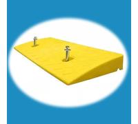 KIJyfgTR Car Ramp Plastic Ramp, Used For Lane Loading and Unloading Dock, Car Truck Wheelchair Movement(Giallo,50 * 22 * 5cm)