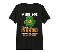 Kiss Me I Am A Nurse with Shamrock Nurses St Patricks Day Camiseta Premium