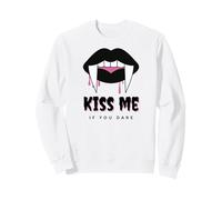 Kiss Me If You Dare Halloween Vampire Fangs Sudadera