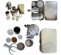 Kit de café de camping de aspecto vintage que soporta métodos de espresso y vertido con latas de metal integradas