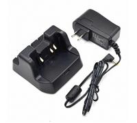 Kit de cargador rápido para radio portátil con adaptador de corriente alterna.