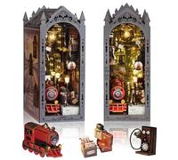 Kit de rincón de libros DIY - Kit de casa de muñecas en miniatura con luz, decoración de estantería para el día de Navidad, el mejor regalo para familiares, amigos, estación de tren mágica