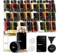 KIVY Tarros de especias con bandeja para esparcir [24 x 120 ml] + 240 etiquetas resistentes al agua - tarros herméticos para especias rectangulares - Juego de tarros para especias - Tarros vacíos