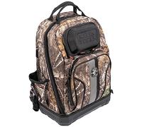 Klein Tools Tradesman Pro 62800BPCAMO - Mochila de herramientas extragrande de 40 bolsillos con parte inferior moldeada, puerto de carga