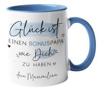 Kleinebuchleten® "Glück ist ein Bonus Papa wie dich zu haben [Wunschname]" Tasse Vatertag Personalisiert - Geschenk für den besten Bonuspapa der Welt - Tasse Innen& Henkel - Blau