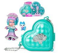 KOOKYLOOS Serie Golden Gala Chloe’S Deluxe Set, Muñeca Coleccionable Serie Golden Gala, Contiene 1 muñeca, 3 Conjuntos de Ropa, 2 Pares de Zapatos, 1 Mascota y Accesorios, Incluye 1 Bolso