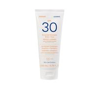 KORRES YOGHURT - Emulsión de protección solar para cuerpo y cara SPF30 de rápida absorción, hidrata de larga duración, resistente al agua, 200 ml