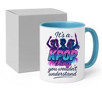 Kpop Taza de café divertida con texto en inglés "It's a Kpop Thing" - Idea de regalo para fans del anime y Kpop - Taza de cerámica para oficina o escuela (estilo coreano)