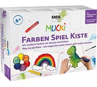 KREUL 29104 - Mucki FarbenSpielKiste, Conjuramos colores con agua y lápices, 6 ceras de acuarela Papier-Pfiffikus, 1 pincel, 10 tarjetas con motivos y código QR, 1 juego de instrucciones