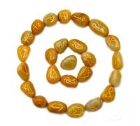 KULIA Juego de 25 piedras rúnicas de cristal con alfabeto grabado piedras de Reiki decoración de oficina runas de cristal de piedra natural talladas a mano para principiantes amuleto de la suerte