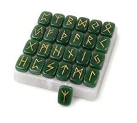 KULIA® Juego de runas de cristal con 1 placa de selenita - 25 piedras de jade verde grabado Reiki con runas antiguas grabadas para principiantes, equilibrio de chakras, decoración del hogar