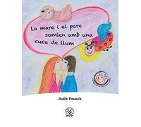 La mare i el pare somien amb una cuca de llum