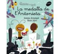 La Medalla De L Antonieta