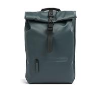 La Rolltop Rucksack de Rains es un compañero estiloso y práctico tanto para exploradores urbanos como para quienes van al trabajo cada día. Está hecha de un tejido de poliuretano recubierto y repelent