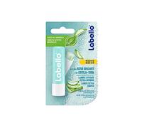 Labello Lip Scrub - Cuidado de labios innovador de aloe vera con partículas exfoliantes de origen natural, peeling de labios suave con vitamina E (5,5 ml)