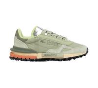 Lacoste Elite Active Zapatillas Running Retro, Verde Light Khaki, Nailon y Ante, Suela Caucho, Deportivo Casual Urbano (Sistema Tallas Calzado EU, Adulto, Mujer, Números, Mediano, 38)