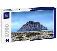 Lais Puzzle Morro Rock con Dunas de Arena en la Playa de Morro Creek. Morro Bay, Condado de San Luis Obispo, California, EE.UU. 2000 Piezas