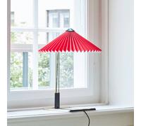Lámpara de mesa LED Matin de HAY, rojo claro/latón, altura 38 cm