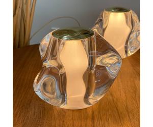 Lámpara de mesa LED recargable LOOM DESIGN Ice Ball dorada Ø 10,5 cm