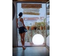 Lámpara de mesa solar sin cables de exterior con sensor crepuscular blanca luz led regulable newgarden buly ip65 y 24hrs autonomía.