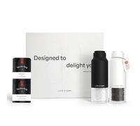 LARS NYSØM Molinillos de Sal y Pimienta - Set de Regalo con Diseño de Botella y 2 Especias Premium (Sal y Pimienta) - Caja Elegante para Cocina y Amantes de la Comida (Black/White)