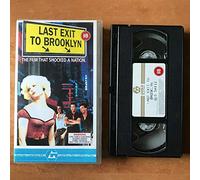 Last Exit to Brooklyn [Francia] [VHS]
