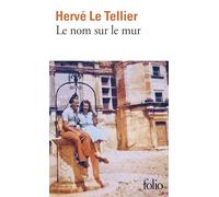 Le nom sur le mur