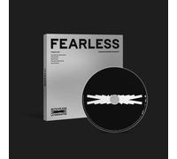 LE SSERAFIM 1st Mini Album 'FEARLESS' (Monochrome Bouquet (CD) (Importación USA)