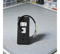 Lector de 26 salidas Ip68 para tarjetas de proximidad a frecuencias de 125 Khz y 13,56 MHz para configuraciones de control de acceso (ID)
