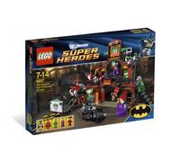 LEGO 6857 Super Heroes DC Universe - Huida de la guarida de Joker (Figuras de Batman, Robin, Joker, Enigma y Harley Quinn)