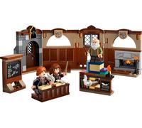 LEGO Harry Potter - Castillo de Hogwarts: Clase de Encantamientos - 76442