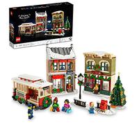 LEGO Juego de construcción Holiday Main Street 10308, para adultos y familia, kit de construcción de pueblo de Navidad, juego de exhibición navideña con tiendas, tranvía y 6 minifiguras, decoración