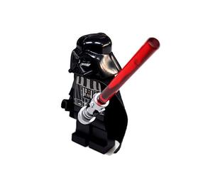 LEGO Star Wars: Darth Vader Minifigura con Rojo Sable De Luz