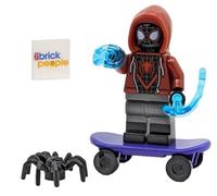 LEGO Superheroes Spider-Man: Minifigura de Miles Morales con monopatín y explosiones de telaraña