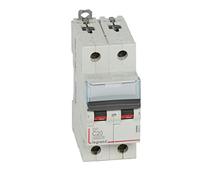 Legrand 407801E, Interruptor Automático Magneto Térmico, 2P, 20A, Curva C, 10 kA, 2 módulo, DX3