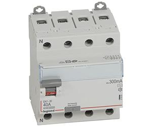 LEGRAND Interruptor Diferencial, 4P, 40 A, sensibilidad de 300mA, clase AC, DX3, 411665E
