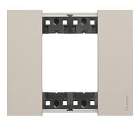 Legrand KA4802KM placa de pared y cubierta de interruptor