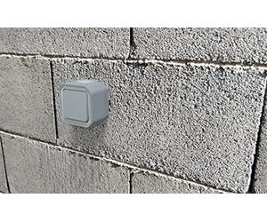 LEGRAND, Plexo New 069716L - Interruptor de cruz (10 A, 250 V, IP55 - IK07), color gris