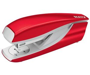 Leitz WOW Grapadora Roja, Hasta 30 Hojas a la Vez, Cuerpo Metálico Ergonómico, Incluye 200 Grapas, Grapadora Metálica, 55021026