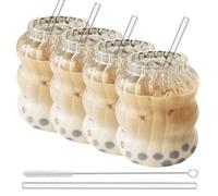 LEKEFETO Juego de 4 vasos de agua ondulados de 650 ml: vasos de cristal transparente con 4 pajitas y 4 cepillos de paja, tazas de café, vasos largos, vasos de cóctel