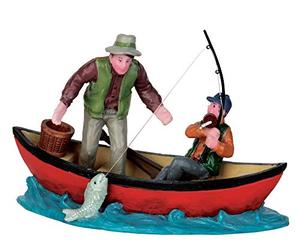 Lemax - Canoe Catch - Pescadores en Barco - Polyresin - Figuras y Accesorios para su Propio pequeño Mundo navideño